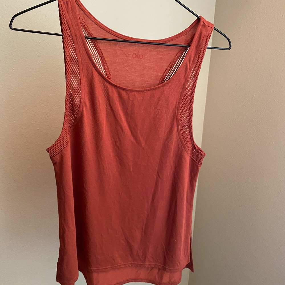 ALO Yoga Burnt Orange “Sunshade” Workout Tank Top